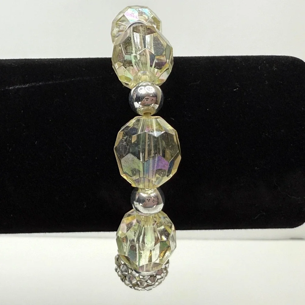 Acrylic Faceted Bead Bracelet Silver Cluster Accent Stretch Band Jewelry 6.5